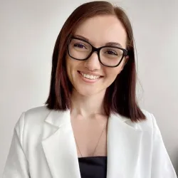 Фотография репетитора Дамзина Карина Александровна