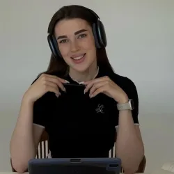 Фотография репетитора Гуляева Юлия Николаевна