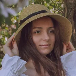 Фотография репетитора Крылосова Анастасия Ярославовна