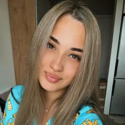 Фотография репетитора Уразбахтина Яна Александровна