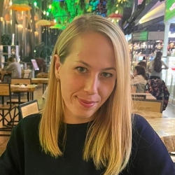 Фотография репетитора Чернявская Оксана Сергеевна