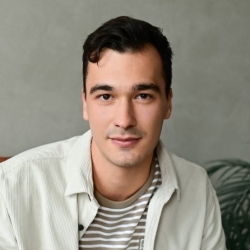 Фотография репетитора Олейник Владимир Николаевич