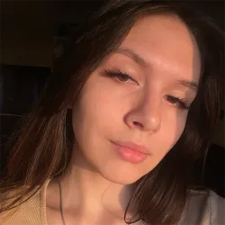 Фотография репетитора Есина Арина Константиновна