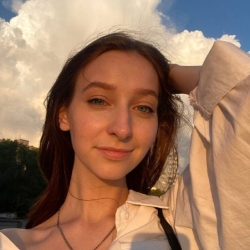 Фотография репетитора Ткачева Милена Евгеньевна