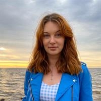 Фотография репетитора Дмитриева Александра Романовна