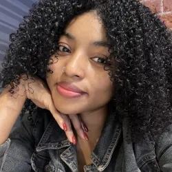 Фотография репетитора Энебели Адриана Огониа 