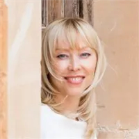 Фотография репетитора Савельева Оксана Витальевна