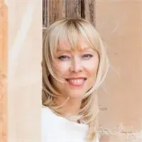 Фотография репетитора Савельева Оксана Витальевна