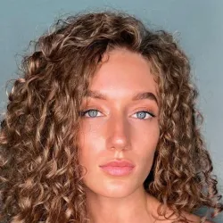 Фотография репетитора Ашихмина Алина Алексеевна