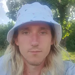 Фотография репетитора Попов Артем Сергеевич